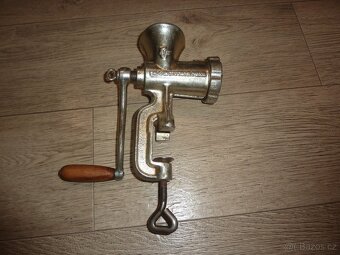 Starý mlýnek na maso SFINX vel.5 - 2