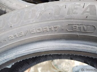 215/50/17 letni pneu MICHELIN a GOODYEAR 215/50 R17 - 2