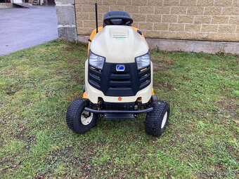 Zahradní traktor Cub Cadet - 2