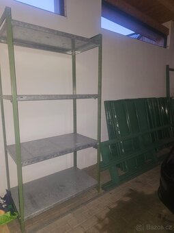 Nové kovové regály - 2