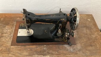 Šicí stroj Bobbin - 2
