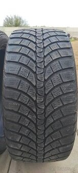 Kumho 245/40 r18 - 2