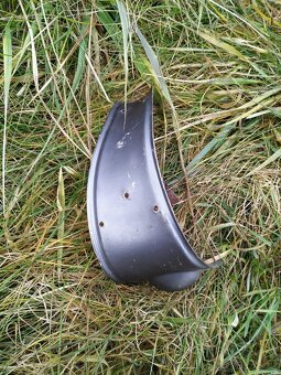 Podsedlové plechy středový díl - 2