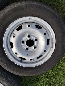 Ojeté pneumatiky s originál.disky na Škoda Fabia I - 2