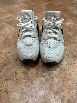 Nike Huarache vel. 40,5 - UK 6,5 - 2