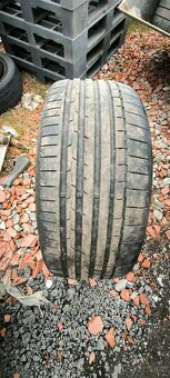 Pneu mercedes GLS 315 40 21 letni - 2