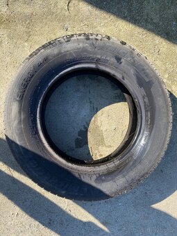 Pneu 205/65 R15 - 2