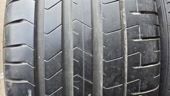 Letní pneu 245/40/19 Pirelli - 2