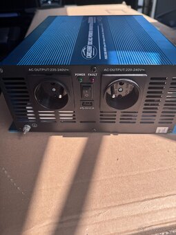 Měnič napětí z 24V na 230V, 2000W sinus - 2