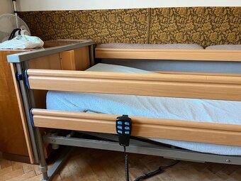 Zdravotní postel s elektrickým ovládaním - 2