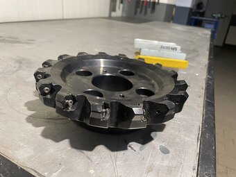 Nástrčná čelní fréza -Průměr 200mm - 2
