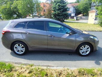 HYUNDAI i30, 1.6 nafta, koupě v ČR - 2