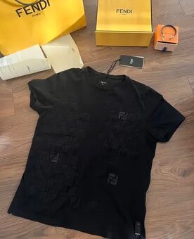 Fendi triko vel.M + náramek Louis Vuitton unisex - 2