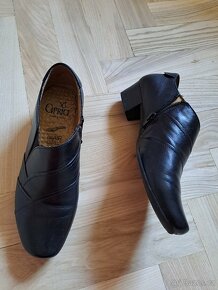 Polobotky dámské Caprice vel. 37,5 černé kožené - 2