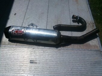 výfuk na Yz 250 - 2