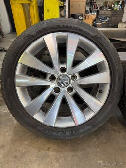 Volkswagen Golf R17 - Leštěné Alu disky - 2