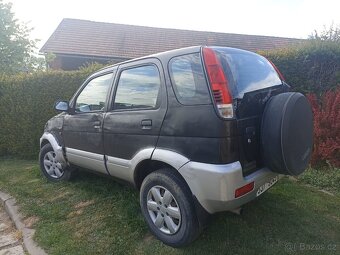 Prodám Daihatsu Terios, r.v. 2005, 63 kW, 4x4, černá - 2