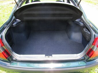 Mitsubishi Carisma 1.6 73kw 179 900km - 2