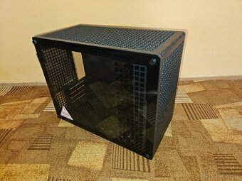 Prodám počítačovou skříň Jonsbo Z20 černá - 2