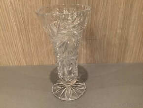 Vázička - polobrus - 2