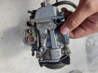 Kawasaki ER-5 - karburátory - příruby - 2