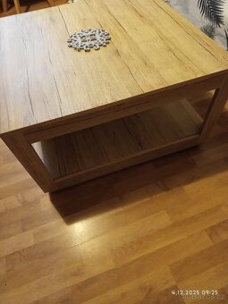 Konferenční stolek - 2