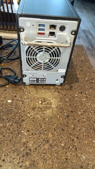 NAS Netgear ReadyNas 104 - 2