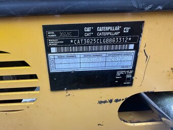 CAT 302,5C - 2