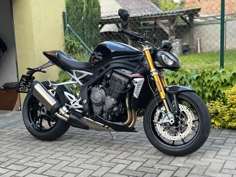 Triumph Speed Triple 1200 RS - 2