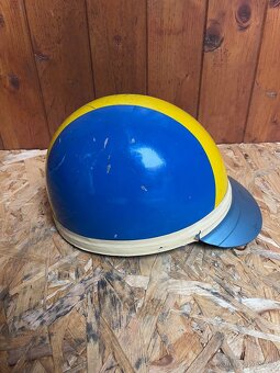 Kokos , helma s kšiltem - 2