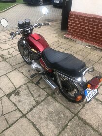 Honda CM 200 - 2