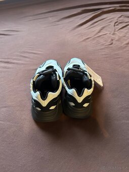 Adidas Yeezy 700 boost - 2