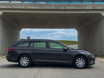 VOLKSWAGEN PASSAT 1.MAJ EL. KUFR CARPLAY SERVIS - 2