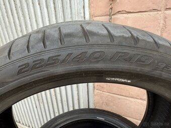 Letne pneumatiky PIRELLI dvojrozmer 225/40+ 255/30 R19 - 2