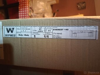 TV stolek 140 cm dub/bílý lesk - nový - 2