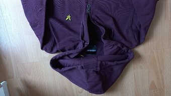 Tmavě vínová mikina zn. Lyle and Scott – vel. XS, s kapucí, - 2