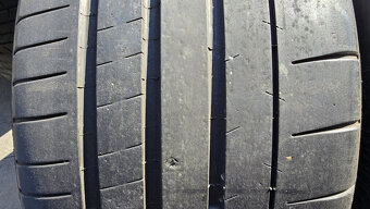 Letní pneu 275/35/19 Michelin - 2