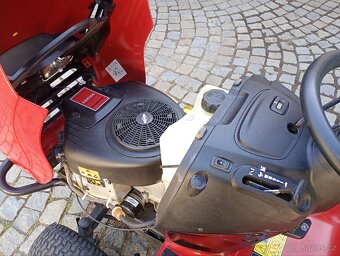 Zahradní traktor - 2