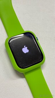 Apple Watch 7 45mm Blue, pěkný stav - 2