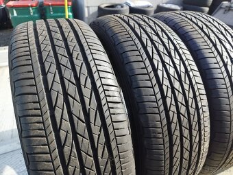 Bridgestone Dueler H/P Sport 215/60 R17 96H - 2