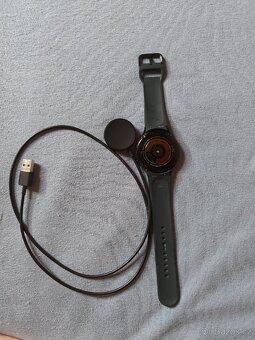 Digitální hodinky Galaxy watch4 - 2