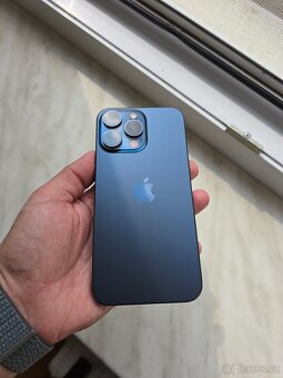 Prodám iPhone 15 Pro Max, 512GB, záruka T-Mobile do 12/2025 - 2