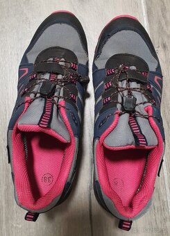 Outdoorové boty zn.McKINLEY vel.38 - 2