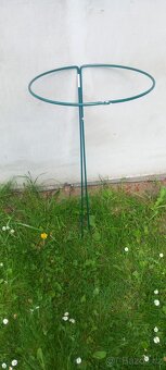 Podpěra pro rostliny ,květináč - 2