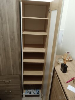 malá skříňka - 2
