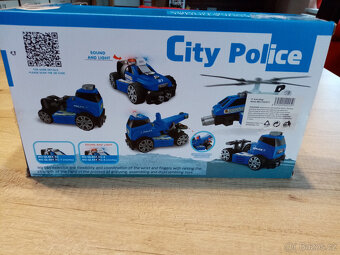plastové šroubovací policejní auto - 2