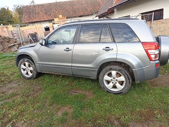 Suzuki grand Vitara 1.9 DDIS 4x4 - 2