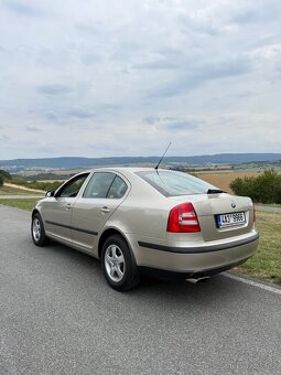 Škoda Octavia II Elegance 1.6MPi sedan - 66tis KM - 2
