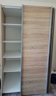 Šatní skříň - 2