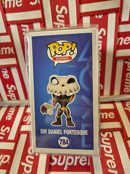 Funko pop playstation 784 sir daniel - 2